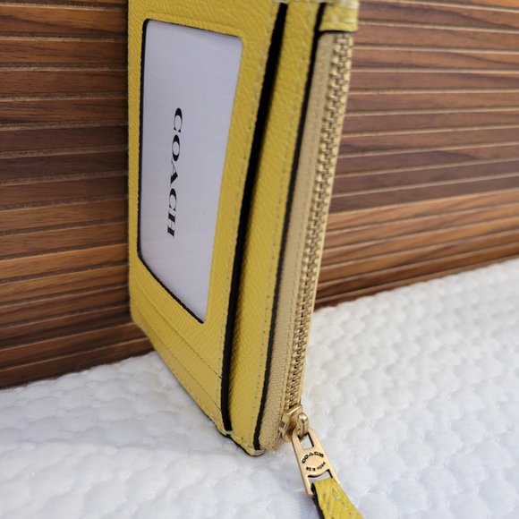 Coach ID Case - Picture 9 of 14